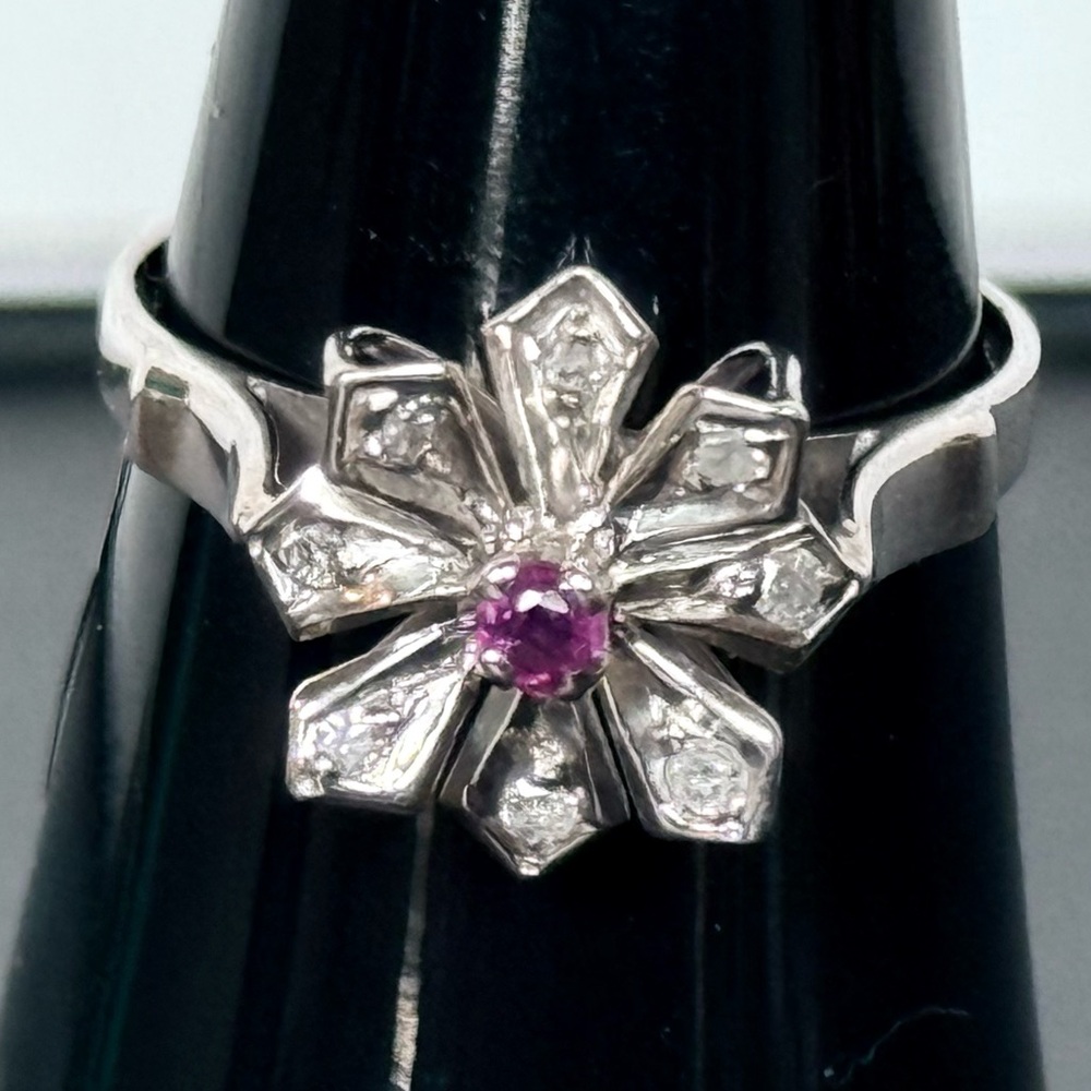 Art Deco Palladium Diamond & Pink Sapphire Flower Ring in Size 7 Rare Near Mint